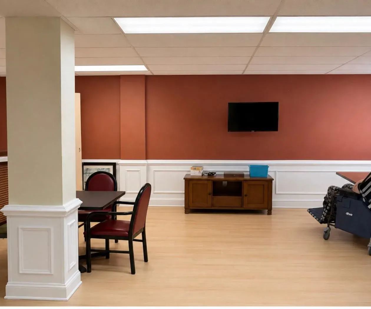 A day room at Vivo Healthcare Pinellas Park